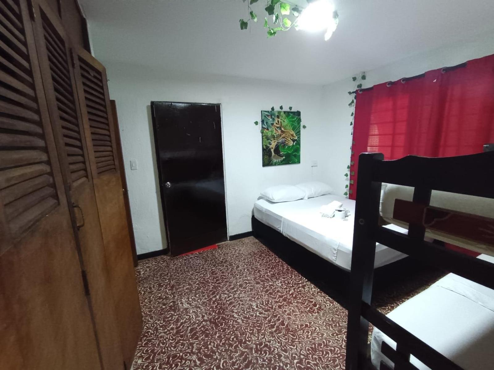 Portones De Getsemani Pensión *