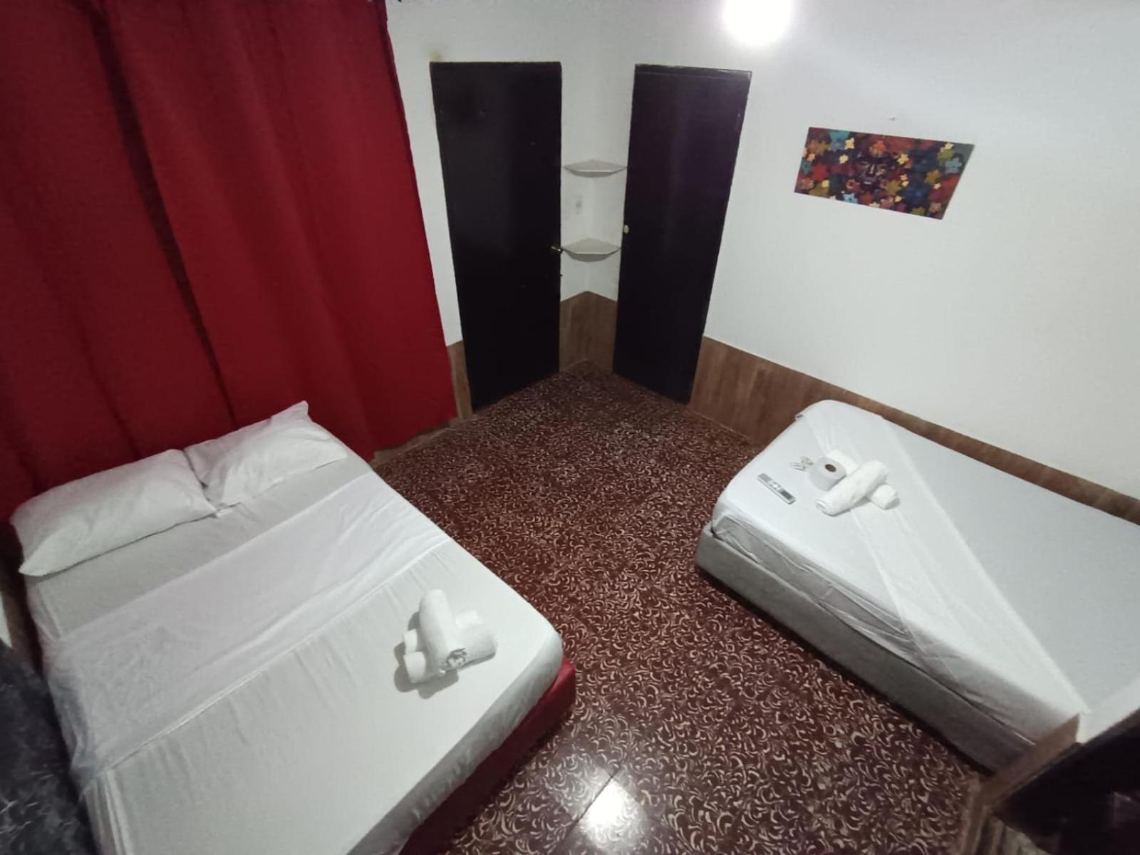 Portones De Getsemani Pensión *