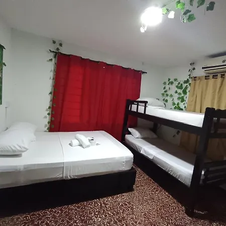 Portones De Getsemani Guest house
